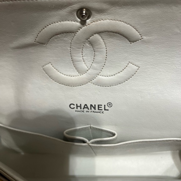 Chanel small double flap patent gold bag - Picture 6 of 10